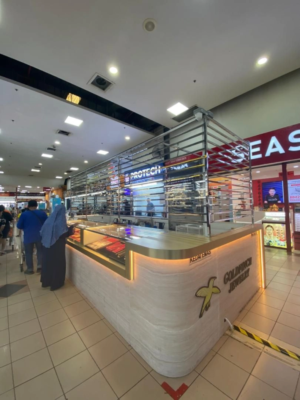 KAMI KINI DI U SENTRAL-MASAI, JOHOR